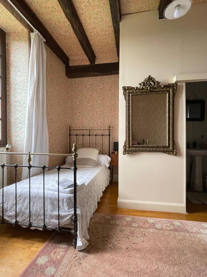 Le Manoir Enchante Figeac Exterior foto
